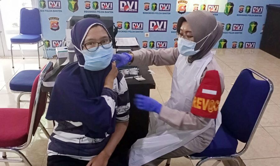 Sebanyak 49.041 Orang Telah di Vaksinasi Polda Banten.
