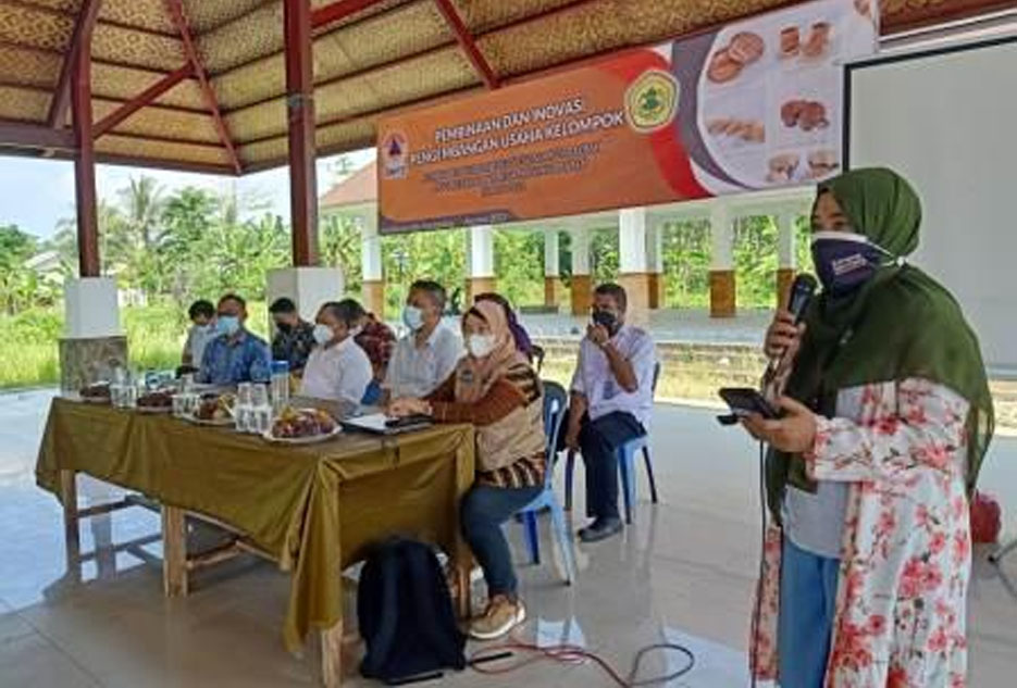 Untirta dan Kemenkominfo Beri Pelatihan Digital Marketing UMKM di Tanjung Lesung