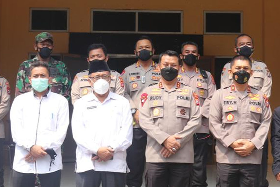 Kapolda Banten Tinjau Persiapan Vaksinasi di Kampus UIN Banten