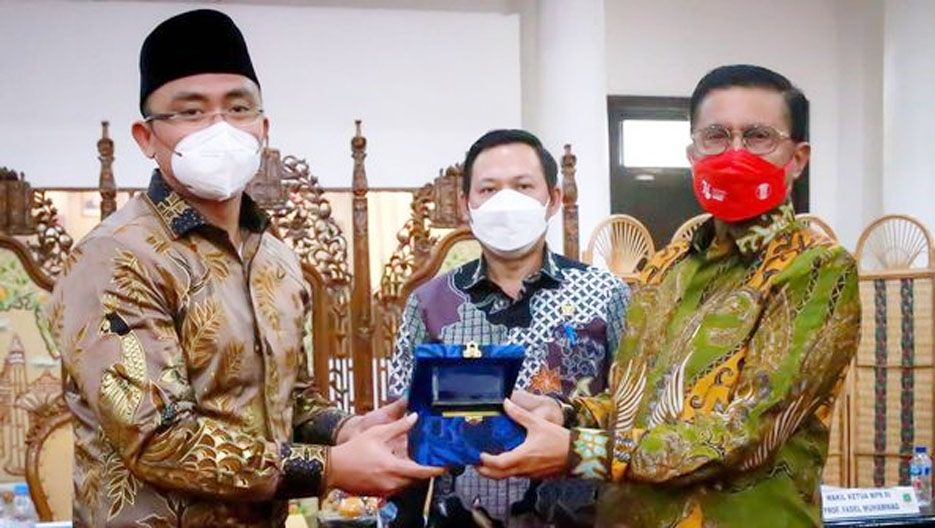 Kunjungan Komite IV DPD, Wagub Banten Minta RUU HKPD Akomodasi Pemerataan Fiskal Daerah