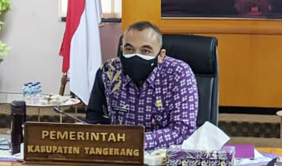 Bupati Tangerang Menghadiri Raker Virtual Zoom Bersama Kemendagri, KPK, dan BPKP