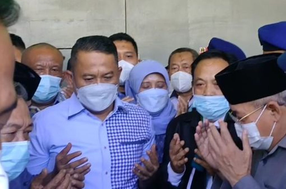 Mantan Walikota Cilegon Iman Ariyadi Bebas Dari Lapas Usai 4 Tahun Dalam Kurungan