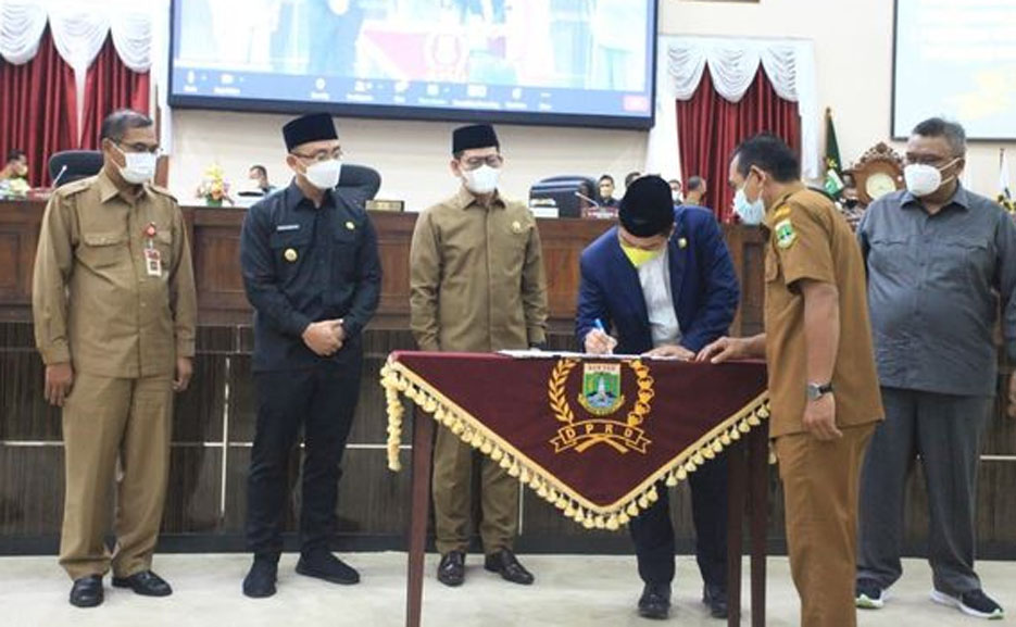 Pemprov Banten Ajukan Raperda Pemerintahan Desa Adat