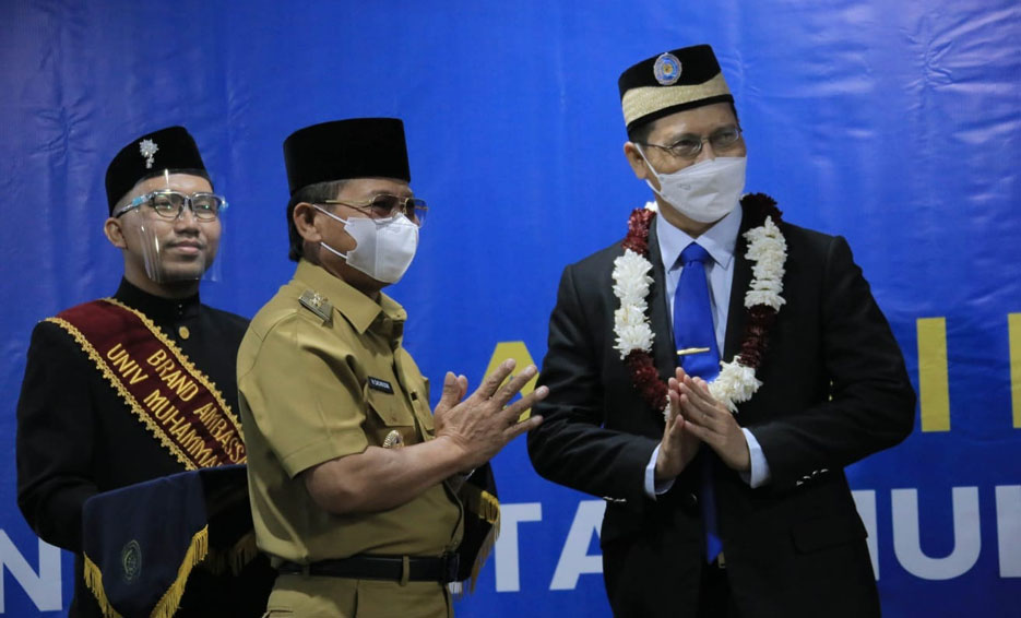 Wakil Walikota Hadiri Pelantikan Rektor Universitas Muhammadiyah Tangerang
