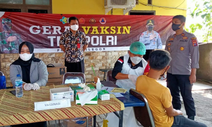 Sie Dokkes Polres Cilegon Laksanakan Vaksinasi Presisi 1000 Dosis di Tiga Lokasi Berbeda