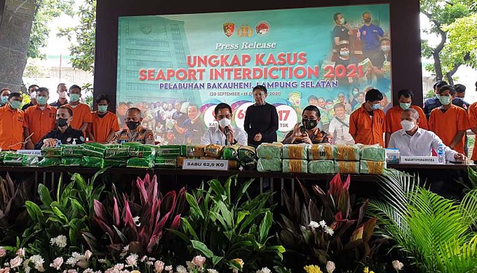 Bareskrim Tangkap19 Penyelundup Narkoba Lewat Pelabuhan Bakauheni, 1 Ditembak Mati