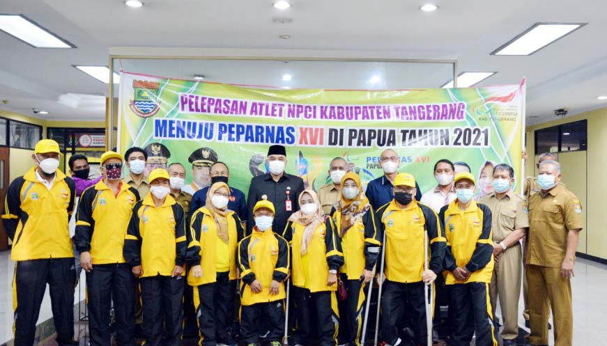 Bupati Zaki Lepas 8 Atlet Pekan Paralimpiade Nasional  XVI Papua