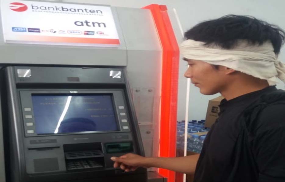 Bank Banten Hadirkan ATM Bagi Masyarakat Badui