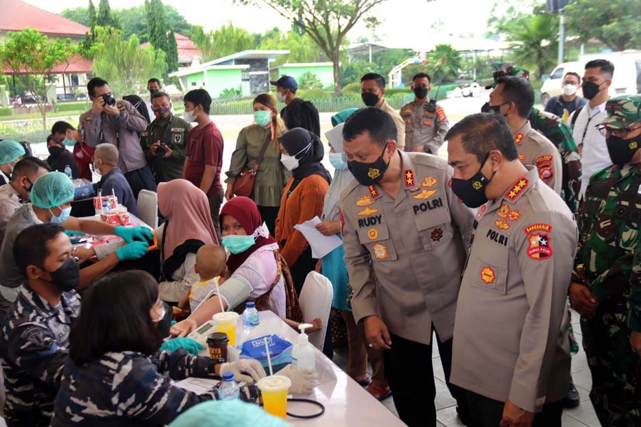 Alumni Akabri '89 Berpartisipasi Bantu Percepatan Vaksinasi di Banten