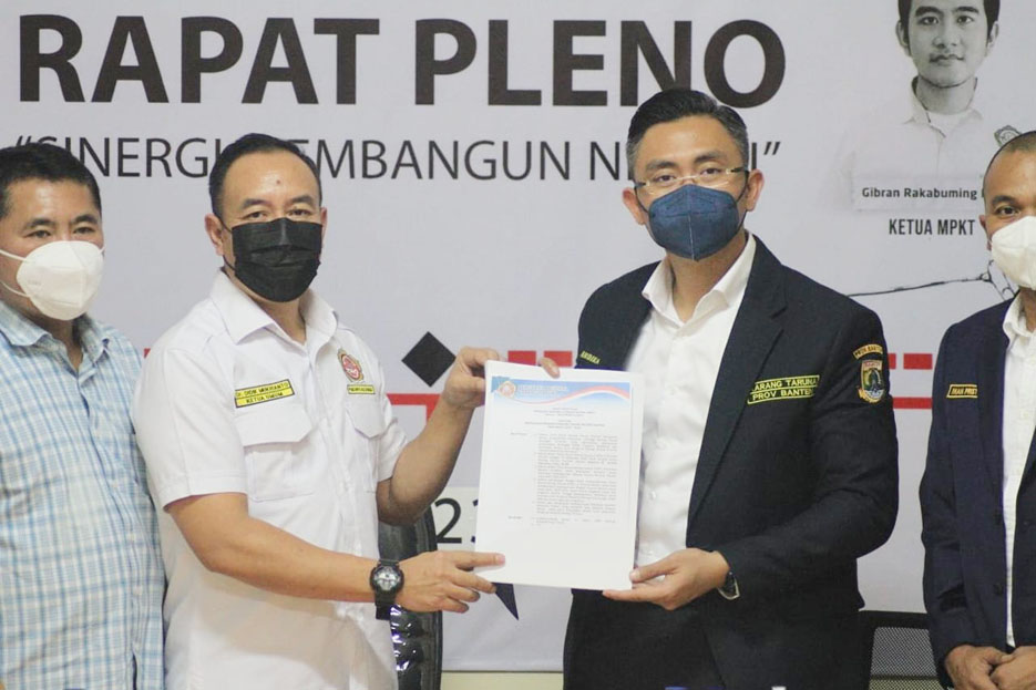 Terima SK Ketua Karang Taruna Banten, Andika Didorong Jadi Ketum KT Nasional