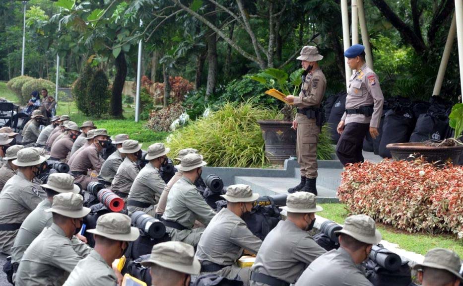 Polda Banten Hadapkan 60 Personel Bintara Remaja Kepada Satuan Brimob