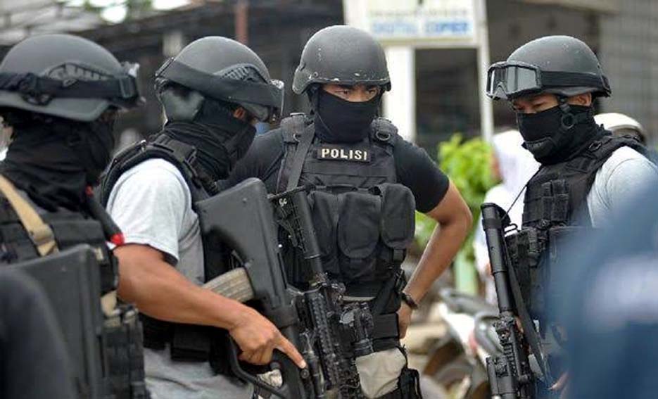 Densus 88 Tangkap Tersangka Teroris Penggalang Dana JI di Lampung