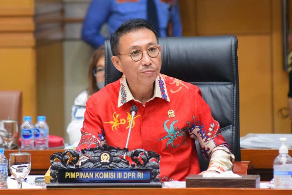 Komisi III DPR Dukung Kapolri Jaga Martabat Institusi Polri