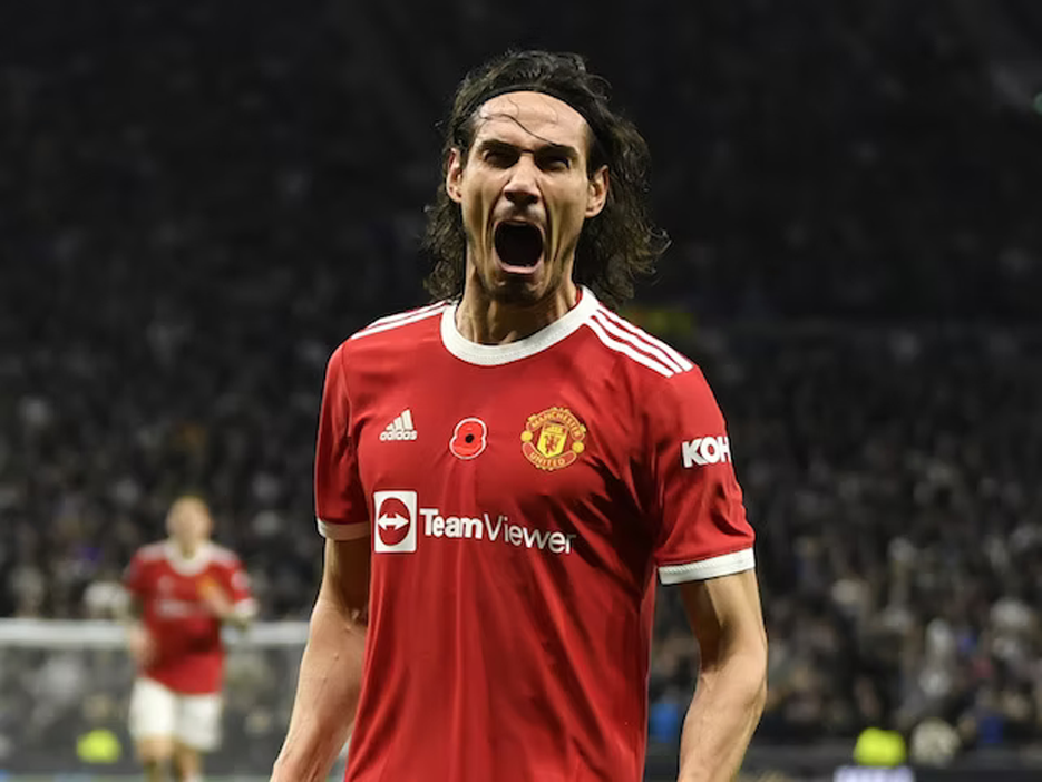 Striker Manchester United Edinson Cavani 'Menerima Tawaran Barcelona'