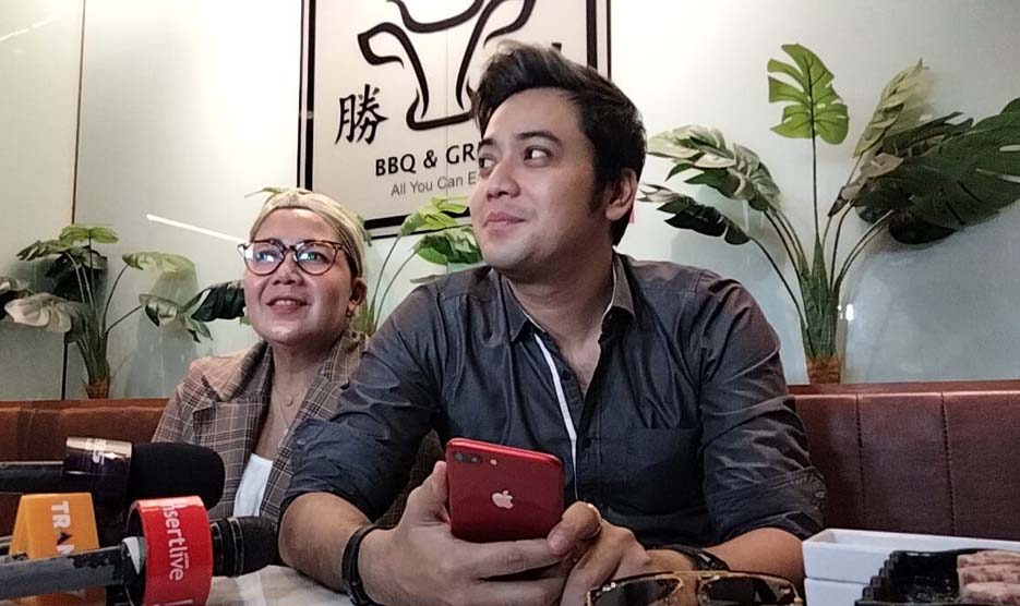 Sempat Mualaf, Kriss Hatta Pindah Agama Lagi Memeluk Nasrani