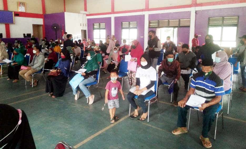 Pemkab Tangerang Salurkan BST di Wilayah Kecamatan Curug