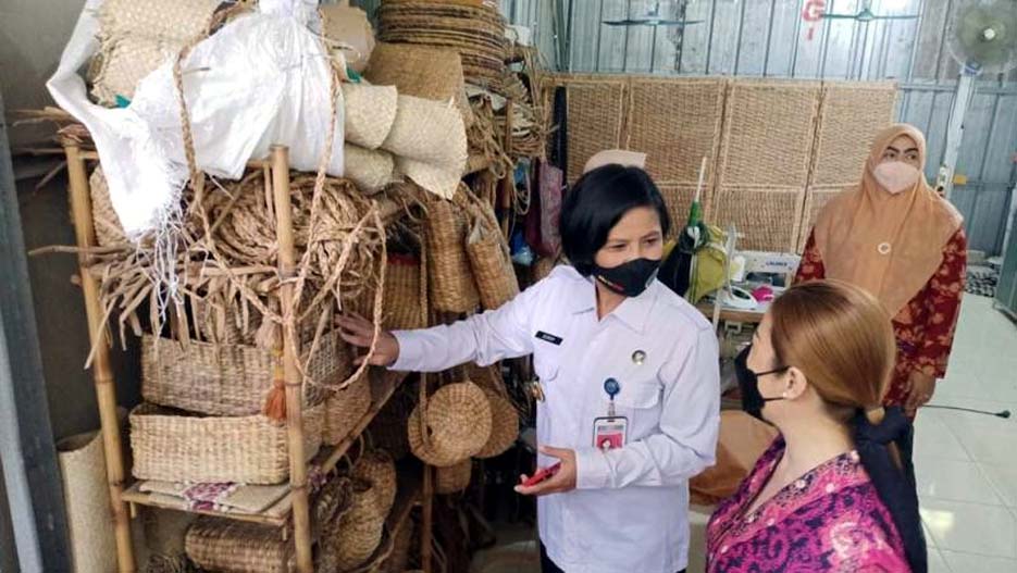 BNN Provinsi Banten Tinjau Geliat Ekonomi di Kecamatan Pinang