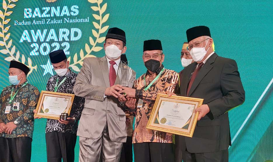 Baznas Provinsi Banten Raih Dua Penghargaan Tahun 2022