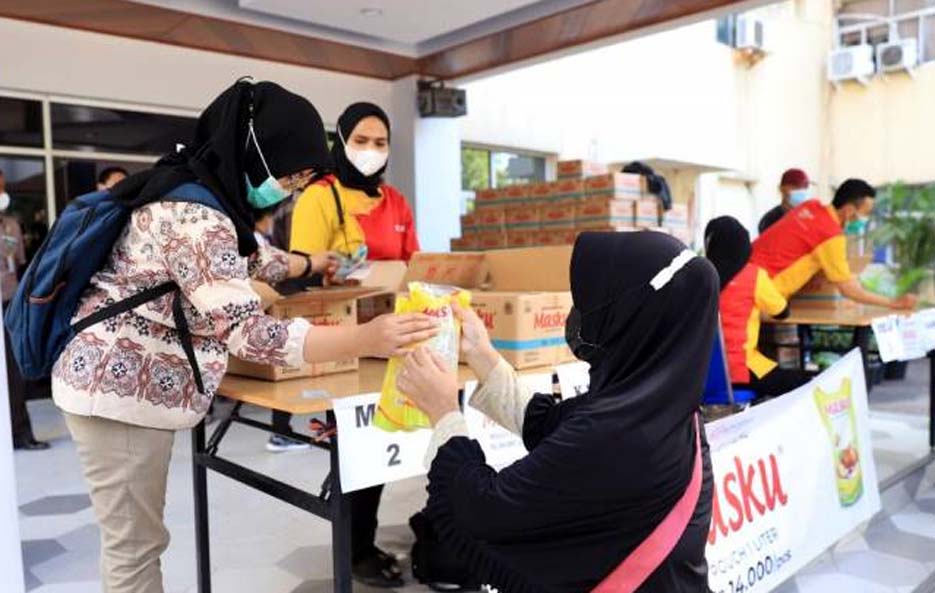 Pamkot Tangerang Gelar Operasi Pasar Minyak Goreng Harga Murah