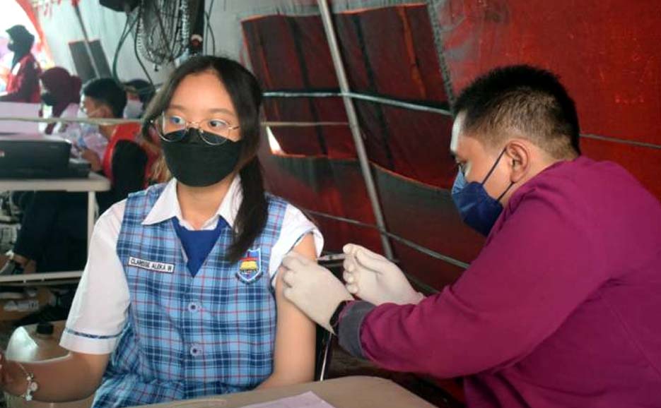 Antisipasi Lonjakan Kasus, Walikota Arief Dorong Percepatan Vaksinasi