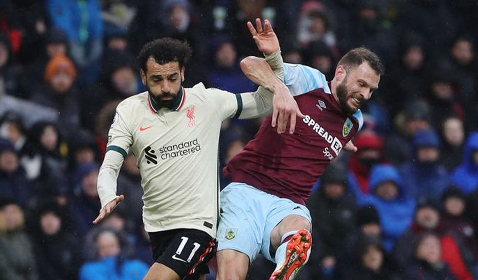 Liverpool Menyelesaikan Pekerjaan di Burnley, Spurs Kalah Lagi