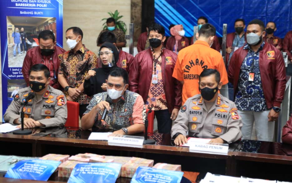 Bareskrim Melacak Aset Kripto Luar Negeri Milik Indra Kenz Bernilai Rp58 Miliar