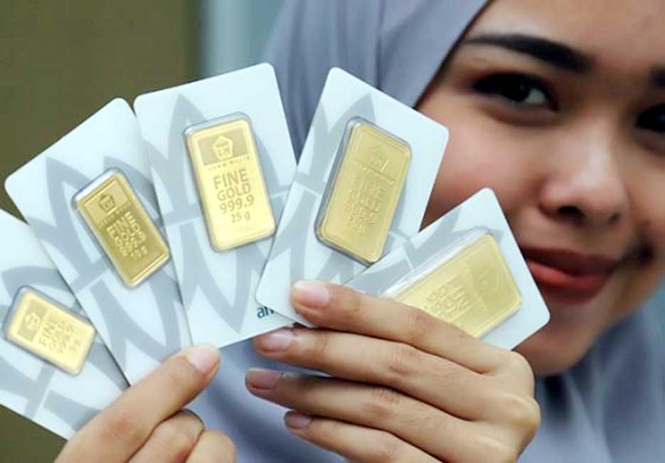 Harga Emas Antam Hari Ini Naik Menjadi Rp999 Ribu per Gram