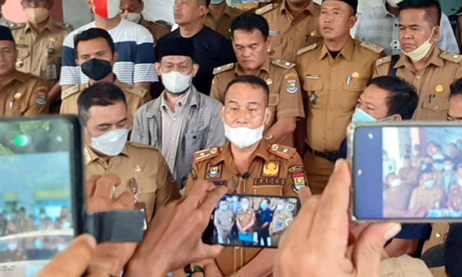 Diduga Melecehkan, Kades Wanakerta Minta Maaf kepada Wartawan dan LSM