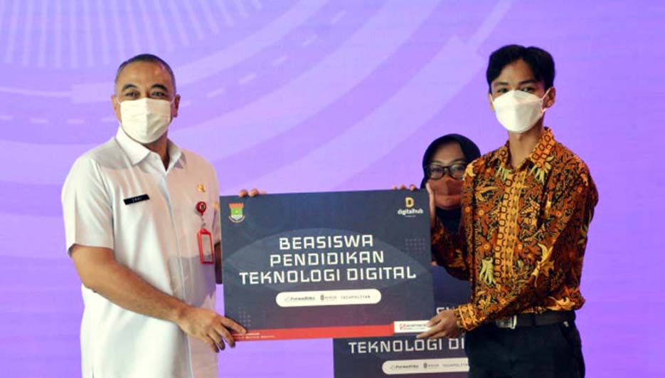 20 Pemuda Dapat Beasiswa Pendidikan Teknologi Digital Dari Sinar Mas Land