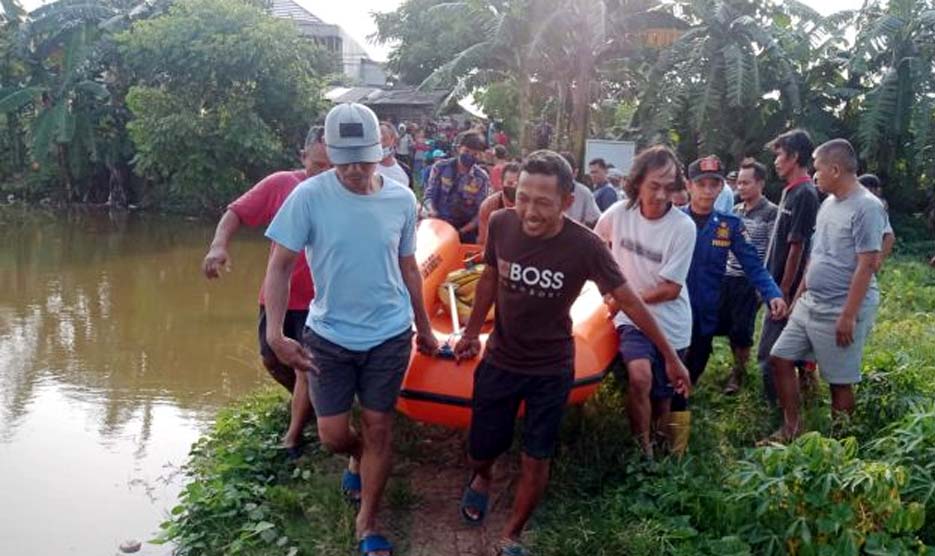 BPBD Tangerang Evakuasi Dua Anak Korban Tenggelam di Desa Sukamantri