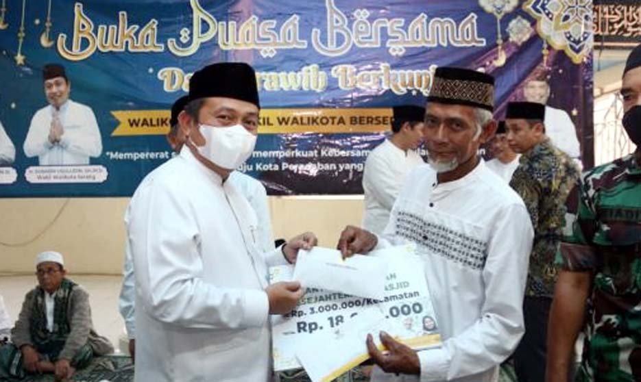 Pemkot Serang Gelar Ibadah ‘Tarawih Berkunjung’ di Kampung Cibendung