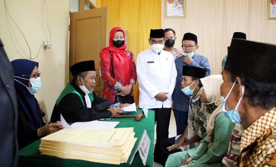 Pemkab Serang Gelar Isbat Nikah Dengan Diikuti 74 Pasangan Suami Istri