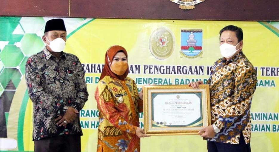 Bupati Serang Raih Penghargaan dari Ditjen Badilag Mahkamah Agung