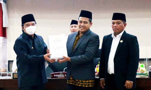 Al Muktabar Sampaikan Raperda Pertanggung Jawaban APBD TA 2021