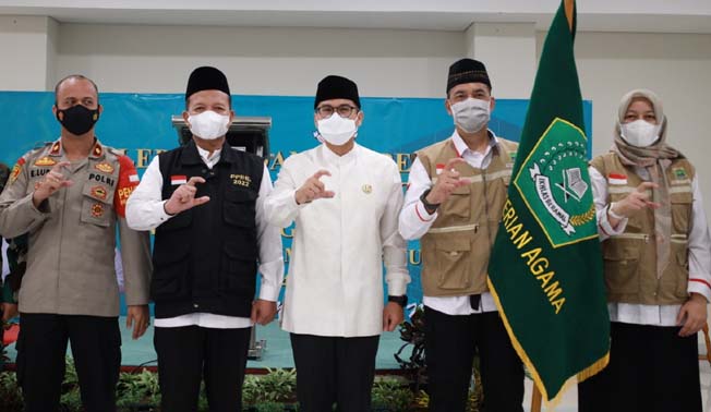 Pilar Saga Lepas 135 Calon Jemaah Haji Kloter Akhir Asal Tangsel