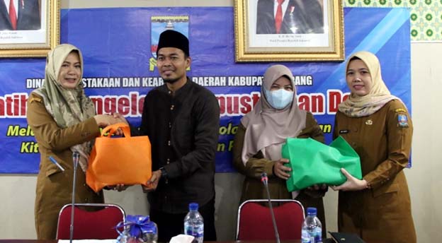 Pemkab Serang Berikan Pelatihan Pengelola Perpustakaan Desa