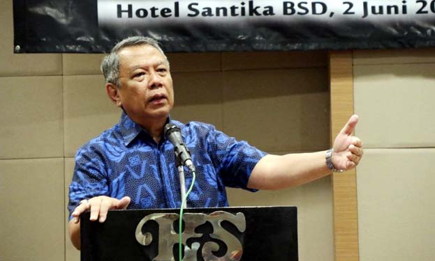 Buka Bimtek PMPRB, Benyamin Davnie: Pola Pikir Birokrat Harus Inovatif