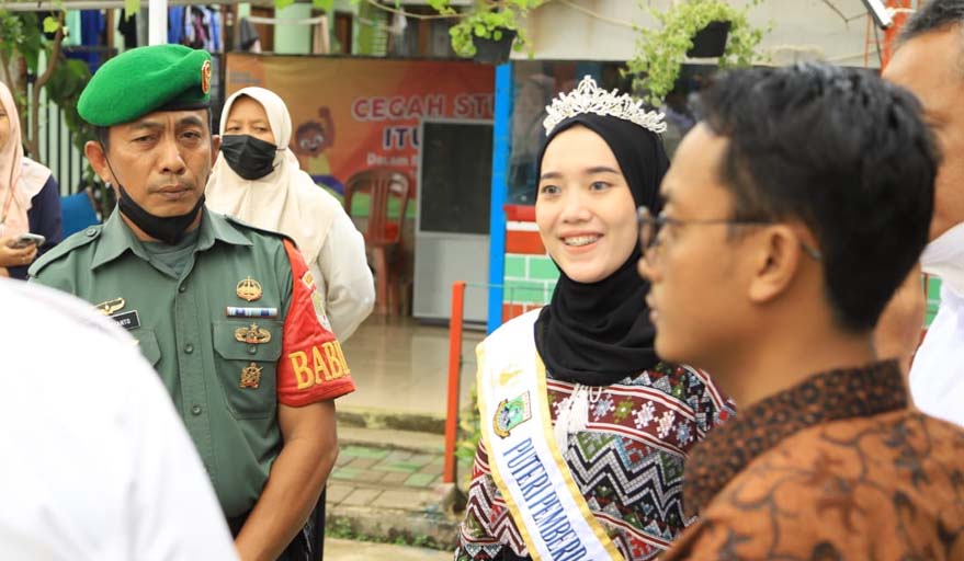 Puteri Pemberdayaan Perempuan Banten Tinjau Kampung Jimpitan