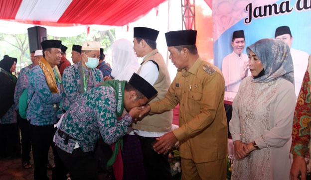 Pemkot Serang Sambut Kepulangan 181 Jamaah Haji Kloter 17