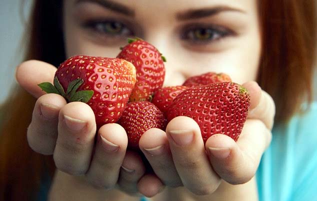 Tak Hanya Lezat, Strawberry Memiliki Beragam Manfaat untuk Kesehatan