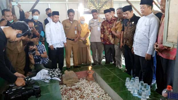 DPRD Kota Tangerang Sidak Makam Keramat Syekh Buyut Jenggot yang Akan di Gusur