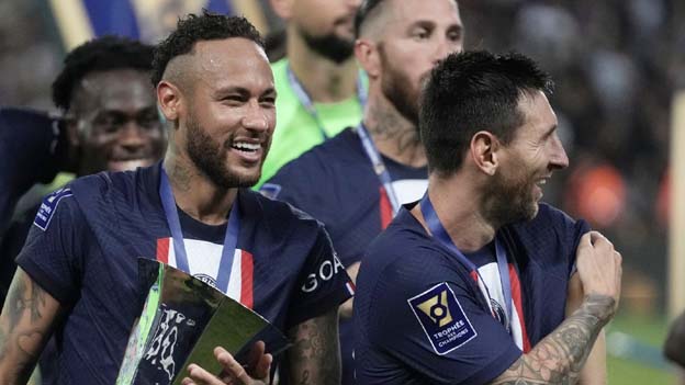 Paris Saint-Germain 4-0 Nantes: Les Parisiens Juarai Trophee des Champions