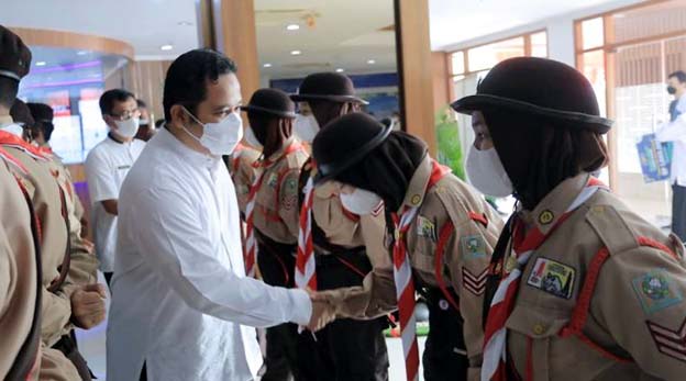 Walikota Arief Lepas Peserta Jamnas XI Pramuka Kwarcab Kota Tangerang