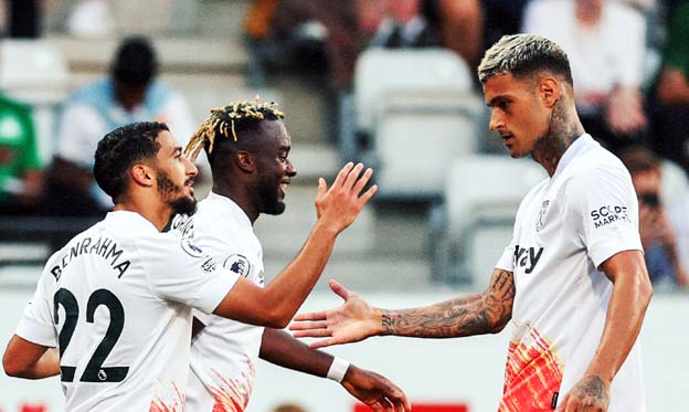 Viborg 0-3 West Ham: The Hammers Masuk ke Babak Penyisihan Grup