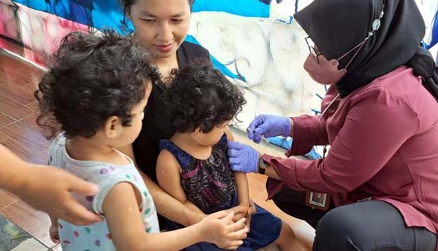Puskesmas Gebang Raya Lakukan Sweeping Imunisasi Anak-anak