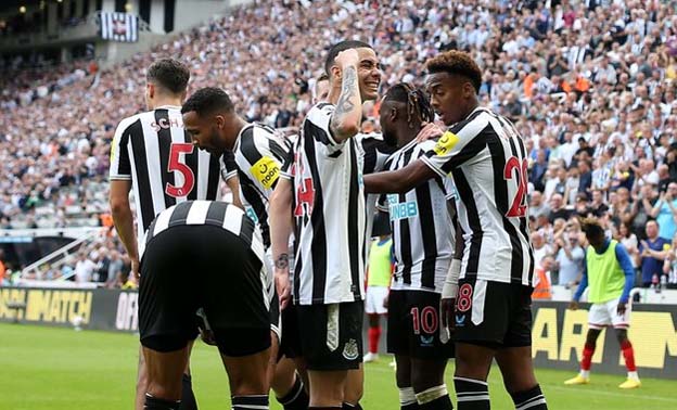 Newcastle 2-0 Nottingham: The Magpies Unggul di Awal Kampanye Liga Premier