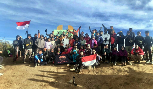 57 Pendaki Tim ‘Tiga Dewa’ Lakukan Ekspedisi di Gunung Merbabu