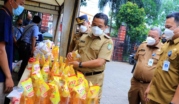 Walikota Arief Apresiasi Para UMKM Ikuti Program Bazar Murah