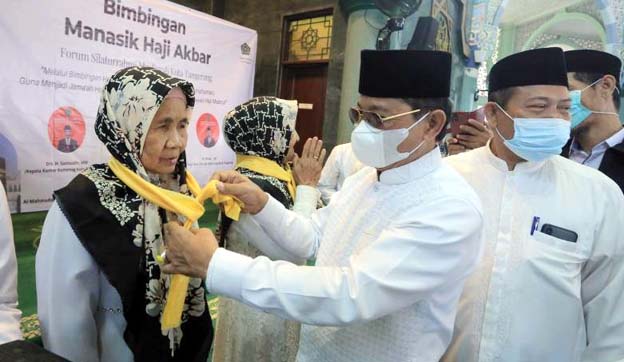 Sachrudin Membuka Kegiatan Bimbingan Manasik Haji dan Umroh 1444 H