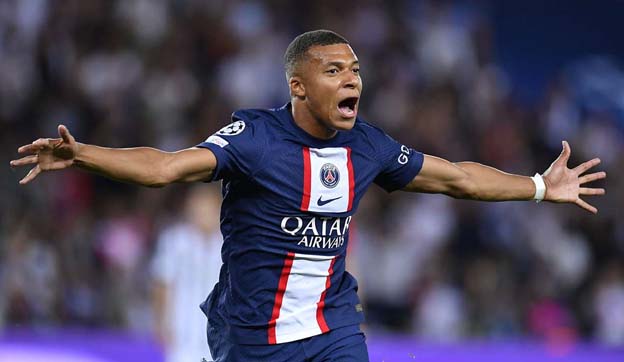 PSG 2 -1 Juventus: Mbappe Cetak Dua Gol Kemenangan
